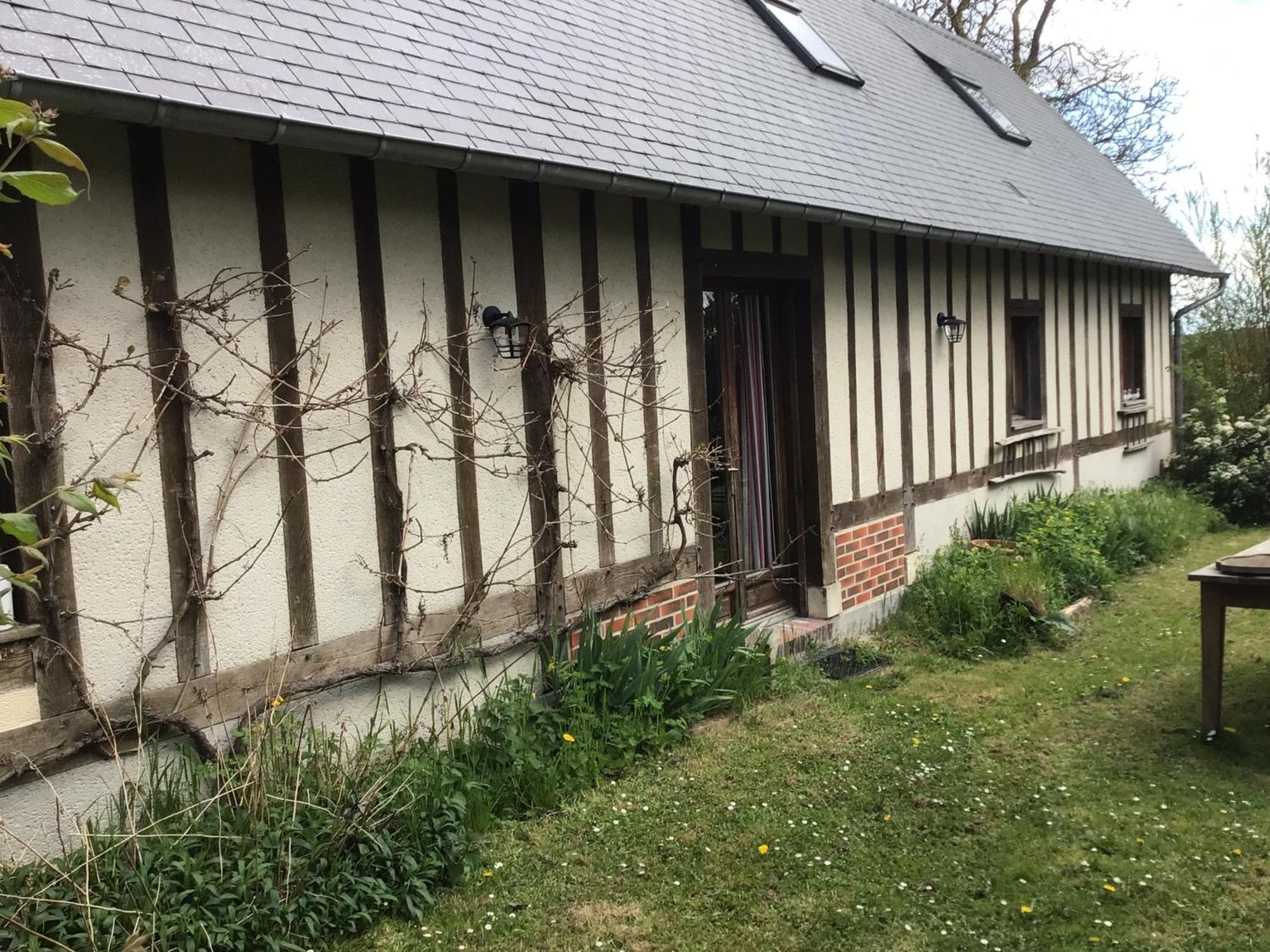 Gite Des Tournesols Ecaquelon Exteriör bild